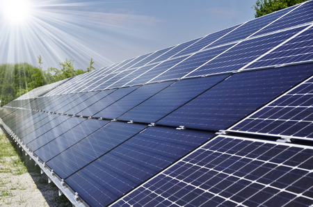 Power plant using renewable solar energy with sun 