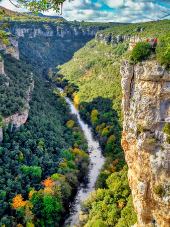 Viewpoint of the River Ebro Canyon near Pesquera de Ebro village, Paramos region, Burgos, Spainの写真素材