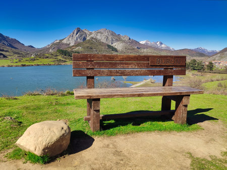 Viewpoint over MontaÃ±a de RiaÃ±o y Mampodre Regional Park, the largest bench in Leon province, Buron village, , Leon province, Spainの写真素材
