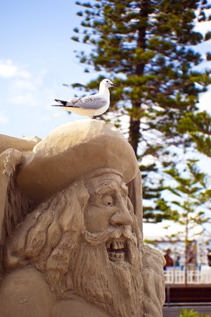 SURFERS PARADISE QLD - FEBRUARY, 11: Mr Tutti Bonacci particapetes "Pirates in Paradise" Sculptor Championship on February 11, 2012 in Surfers Paradise QLD Australia. のeditorial素材