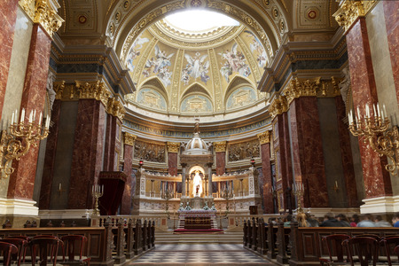 BUDAPEST, HUNGARY - 5 MAY 2014  Inside  St  Stephen Cathedral  The church was built in Neo-Classic style, but with Neo-Renaissance dome, between 1851 and 1905  Largest church in Budapest Hungary  のeditorial素材