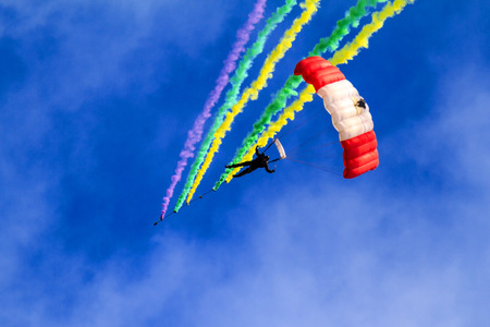 SPRINGBANK CANADA-JUN 20 2015 :Canadian military culture festival, SkyHawks, the Canadian Forces Parachute Team  in Alberta, Canada. The Great Military Team from 1812-2015 exhibitionのeditorial素材