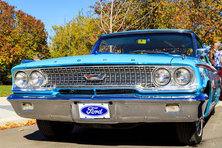 HIGH RIVER CANADA 9 27 2015 : Vintage Cars Show River Classic where participants lined up and show their restoration masterpieces. One of the biggest show in Canada with many USA participants.のeditorial素材