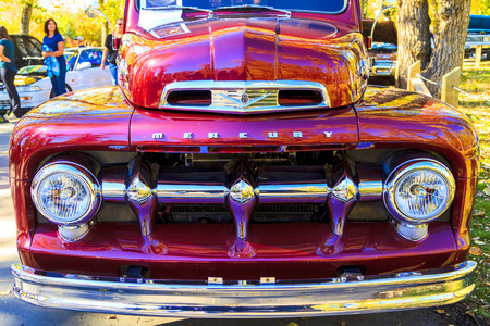 HIGH RIVER CANADA 9 27 2015 : Vintage Cars Show River Classic where participants lined up and show their restoration masterpieces. One of the biggest show in Canada with many USA participants.のeditorial素材