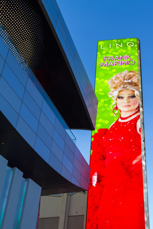 LAS VEGAS - JULY 7, 2015 -The LINQ Sign in Las Vegas. The LINQ is the open-air shopping and dining area leading up to The High Roller Wheel the world's largest observation wheel.のeditorial素材