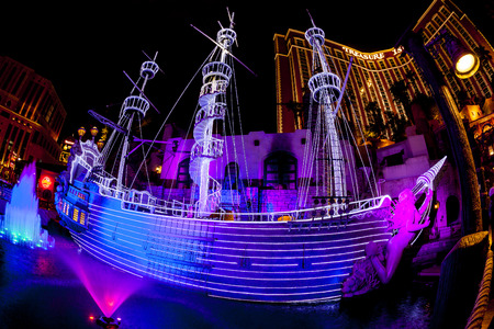 LAS VEGAS - JULY 8 2015:The outdoor live free show The Sirens of Treasure Island in Las Vegas, Nevada. The show presents several times nightly with a large cast of stunt performers.のeditorial素材