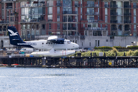 VICTORIA, BC, CANADA - JUN 24 2016: Royals Victoria Float-plane in the inner harbor. This transportation is vital and very frequent between Vitoria and Vancouver, also the flight is very pictures.のeditorial素材