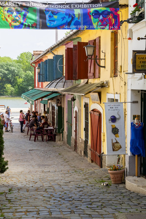 Hungary Szentendre Apr. 25. 2018: Tourists are walking on the streets of Szentendre. Street view. Life of town. City with people. Szentendre is a small but bustling town near Budapest,のeditorial素材