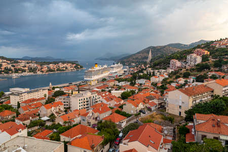 Dubrovnik West harbor Croatia sept 14, 2019: Crouse ships in the West Harbor. View from the hillside.のeditorial素材
