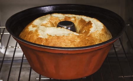 Close-up of a bowl of food in a microwave ovenの写真素材