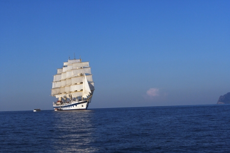 Clipper ship in the sea, Tyrrhenian Sea, Lipari Islands, Province of Messina, Sicily, Italyのeditorial素材