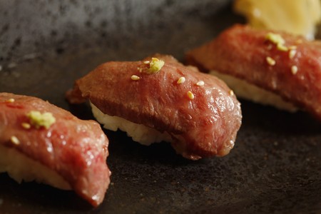 Lightly roasted beef sushiの写真素材