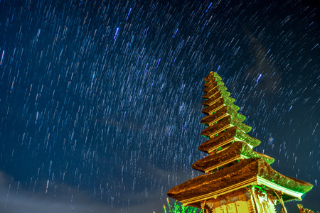 Star Trail at Pura Ulun Danu Bratanの写真素材