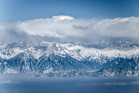 Snow covered himalayan mountain peaks Pir Panjal mountain range, View from Gulmarg, Kashmirの写真素材
