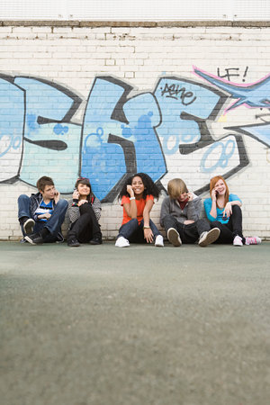 Teens on cellphonesのeditorial素材