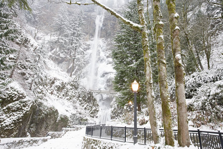 Snow at multnomah fallsの写真素材