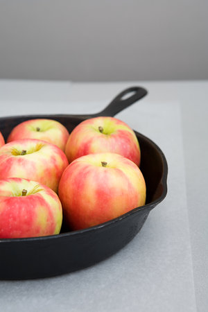 Apples in a panの写真素材