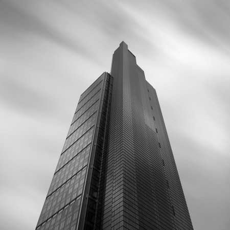 Low Angle View Of Skyscraperの写真素材