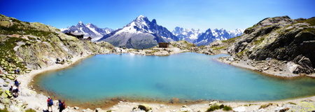 Panoramic View Of Lac Blanc And Snowcapped Mountains, Chamonix, Franceのeditorial素材