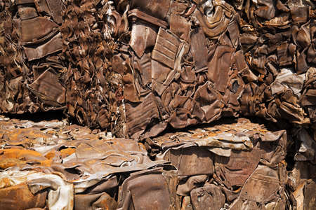 Crushed metal
