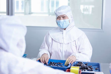Workers in ecigarette factoryの写真素材