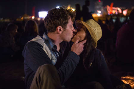 Couple kissing, Santa Monica Pier, Santa Monica Beach, US