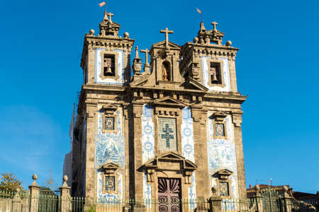 Portugal, Porto, Facade ofÃChurch of Saint Ildefonsoの写真素材