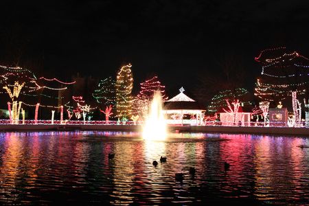 Fountain with Christmas lightsの写真素材