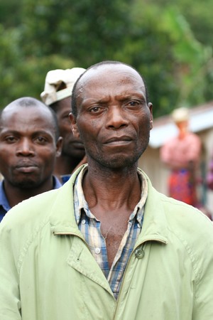 DR CONGO - NOV 2ND : Refugees cross from DR Congo into Uganda at the border village of Busanza in Kisoro district on 2nd November 2008のeditorial素材