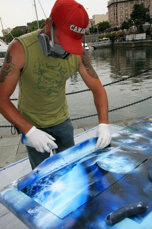 Spray Paint Artist - Victoria City, Vancouver Island, BC, Canadaのeditorial素材