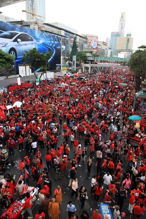 BANGKOK - NOV 19: Red Shirts Protest Demonstration - Bangkok, Thailand (19th November 2010)のeditorial素材