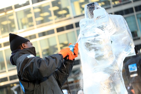 LONDON, UK - JANUARY 13 : International Ice Sculpting Festival 2012のeditorial素材