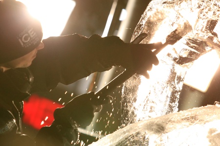 LONDON, UK - JANUARY 13 : International Ice Sculpting Festival 2012のeditorial素材