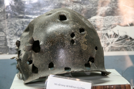 Flag Tower and Museum, Hanoi in Northern Vietnamのeditorial素材