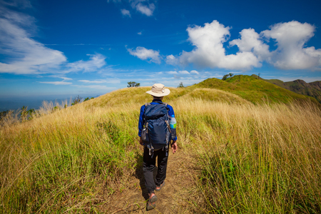traveler at the view point of Kao Chang puek, Kanchanaburi - Thailandの写真素材