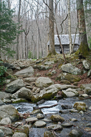 Historic log cabin in the woods, near Gatlinburg, Tennessee.の写真素材