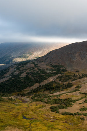 Great view up high in the mountains of Rocky Mountain NP, USAの写真素材