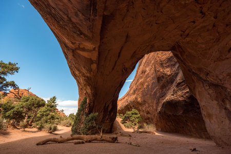 Giant Navajo Arch in Arches National Park, United Statesの写真素材