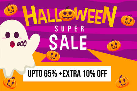 Halloween Super sale Promotion Background with Jack o lanterns and ghost with speech bubble Booのイラスト素材