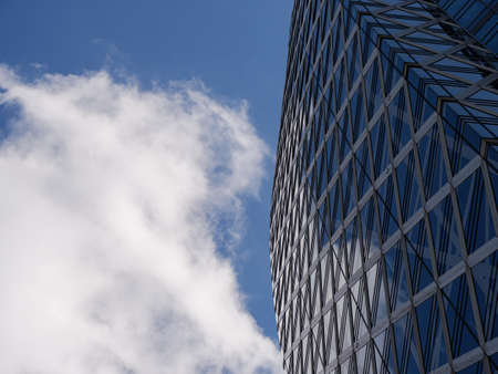 Tokyo, Japan - 17 11 2019: The side of the iconic Mode Gakuen Cocoon in Shinjukuのeditorial素材