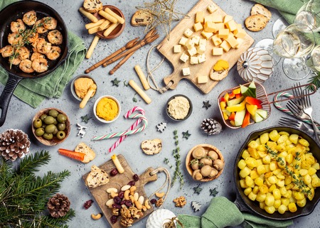 Christmas dinner party tableの写真素材
