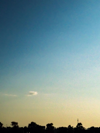 Sky in eveningの素材