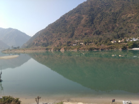 beautiful lake of india