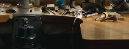 Goldsmith at workの写真素材