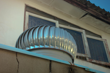 ventilator fan roof help me decrease heat air in my homeの写真素材