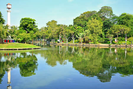 BANGKOK, TH - DEC 13: Outdoor park water pond at Dusit Zoo on December 13, 2016 in Khao Din Park, Bangkok, Thailand. Dusit Zoo is the oldest zoo in Bangkok, Thailand.のeditorial素材