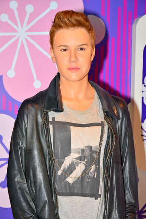 BANGKOK, TH - DEC 13: Justin Bieber wax figure at Madame Tussauds on December 13, 2016 in Bangkok, Thailand.のeditorial素材