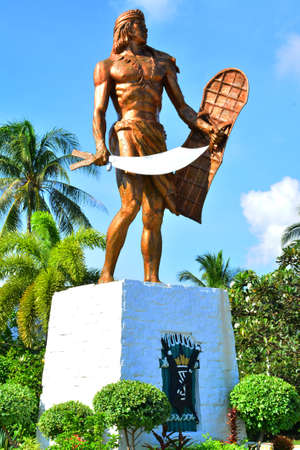 CEBU, PH - OCT. 8: Lapu Lapu Shrine on October 8, 2016 in Mactan Island, Cebu, Philippines. The Lapu Lapu shrine is a 20 meter bronze memorial statue erected on Mactan Island, Cebu, Philippines.のeditorial素材