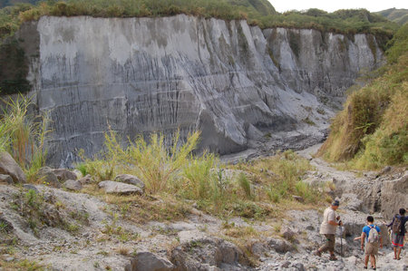 ZAMBALES, PH-OCT 5: Mountains leading to Lake Pinatubo on October 5, 2015 in Zambales, Philippines. Lake Pinatubo is the summit crater lake of Mt. Pinatubo formed after its eruption on June 1991.のeditorial素材