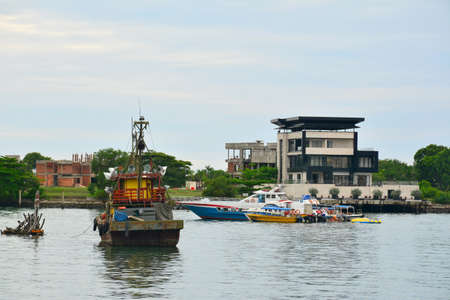 KOTA KINABALU, MY - JUNE 21: Boats at South China Sea on June 21, 2016 in Kota Kinabalu, Malaysia.のeditorial素材